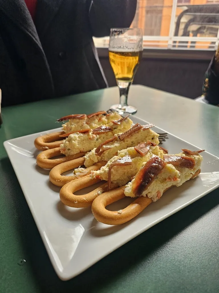 Carmen Musso_Arce_Caravaca_review