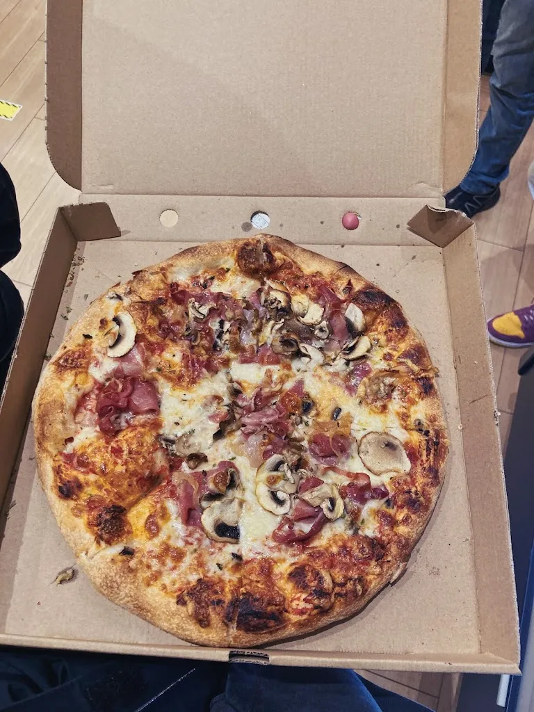 Menu_Pizzeria Giovanni_Caravaca_image_3