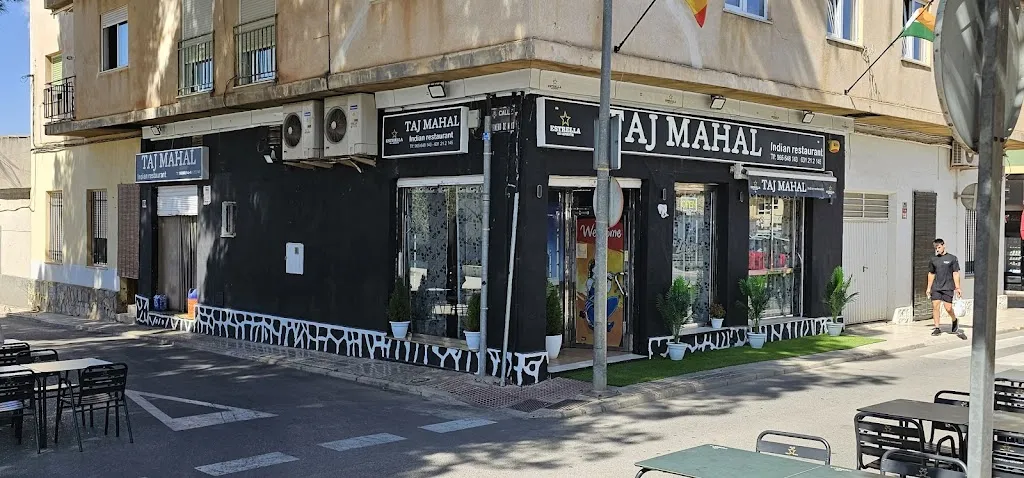 Taj Mahal indian Restaurant pinoso restaurant in Pinós el/Pinoso