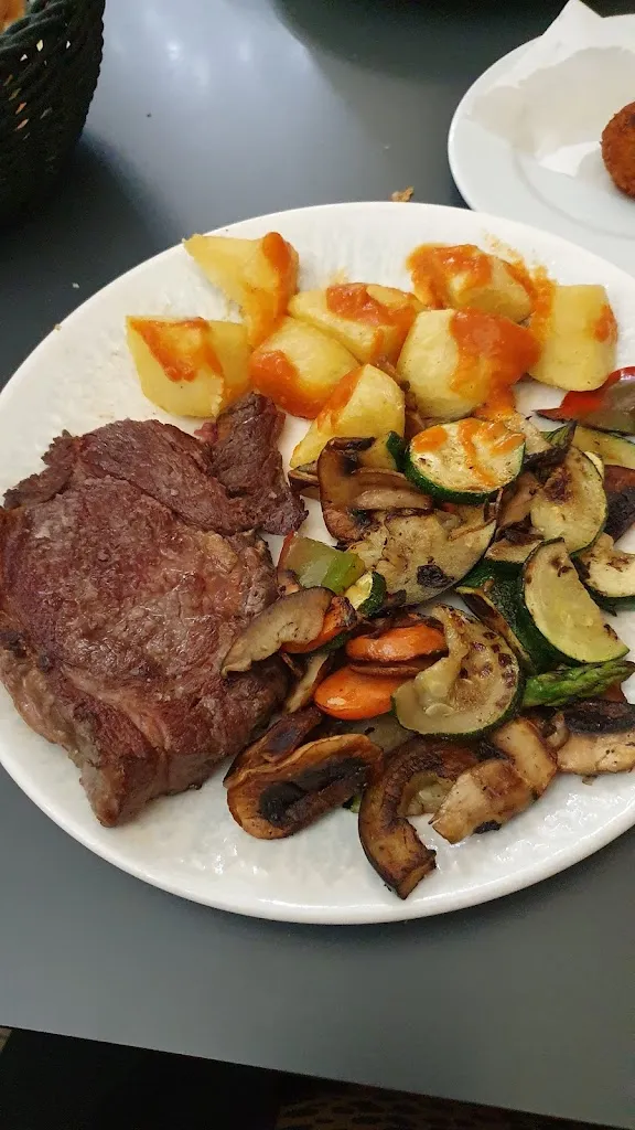 Gail Storey_El Mesoncico_Cehegín_review