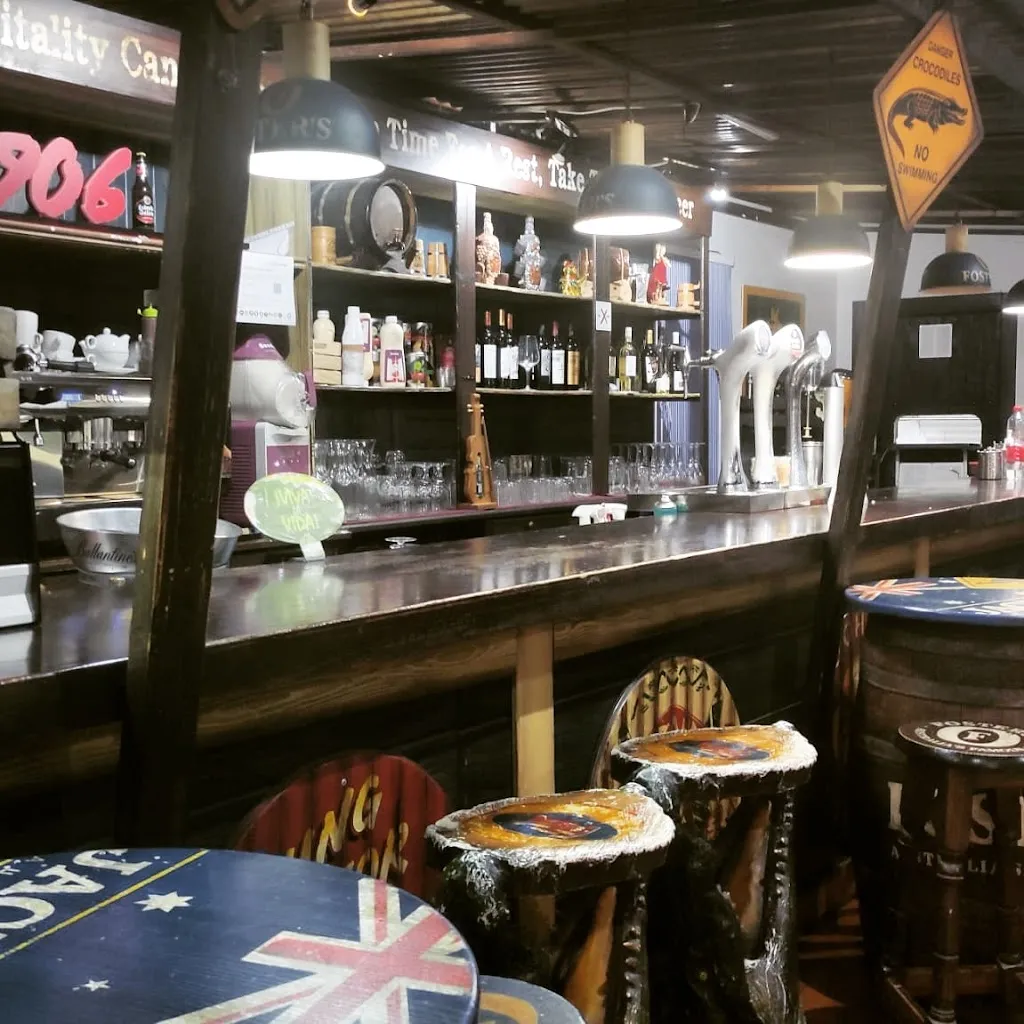 Jackaroo Bar_Fortuna_slider_image_1