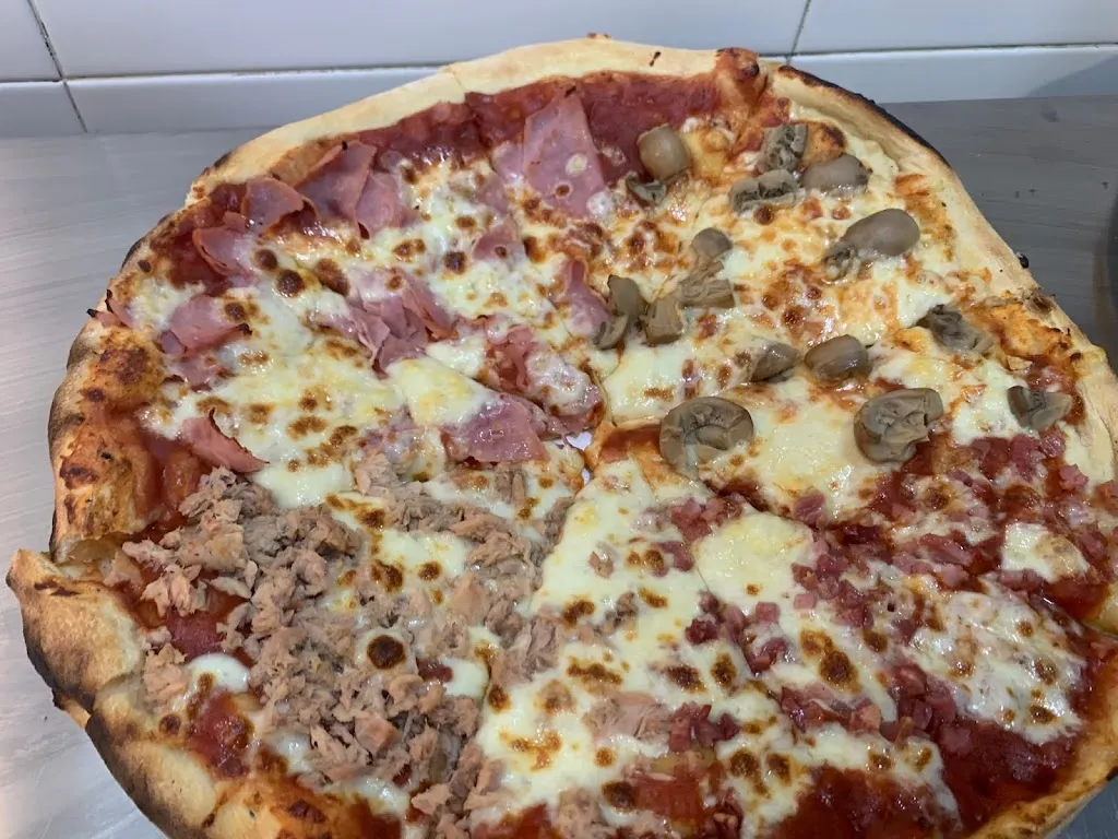 Restaurantes en Fortuna/ Bombay Fortuna Restaurante y pizzeria Indio_Fortuna_slider_image_2