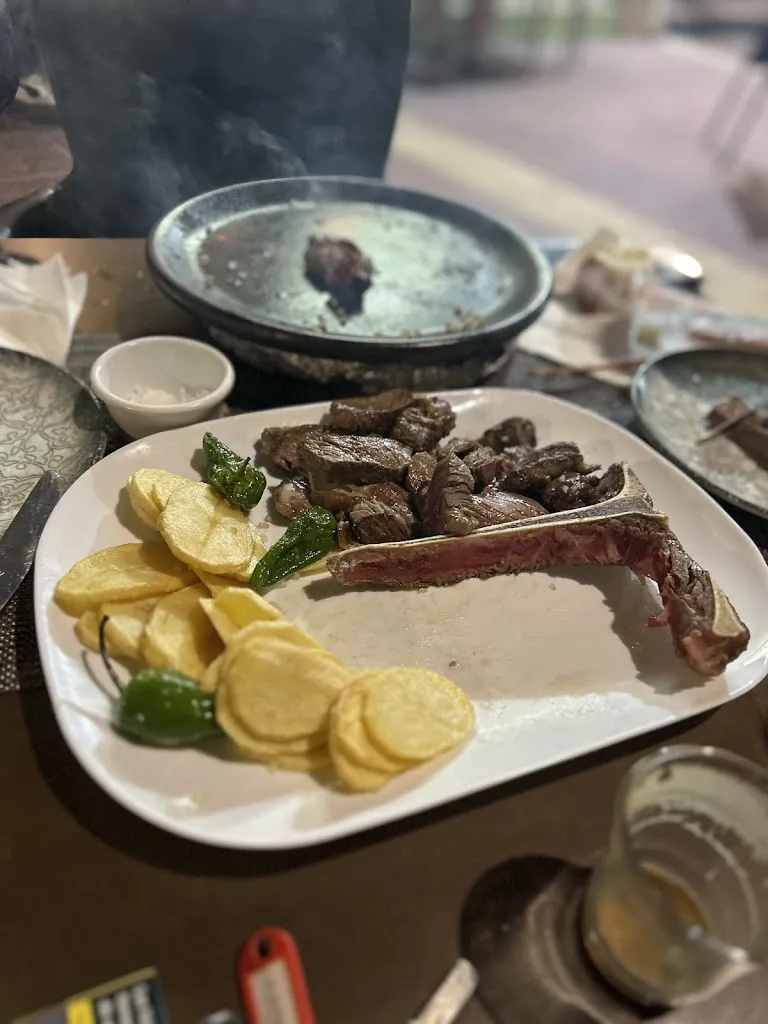 Francisco Javier Medina Pacheco_Cafe-Bar Nerea_Librilla_review