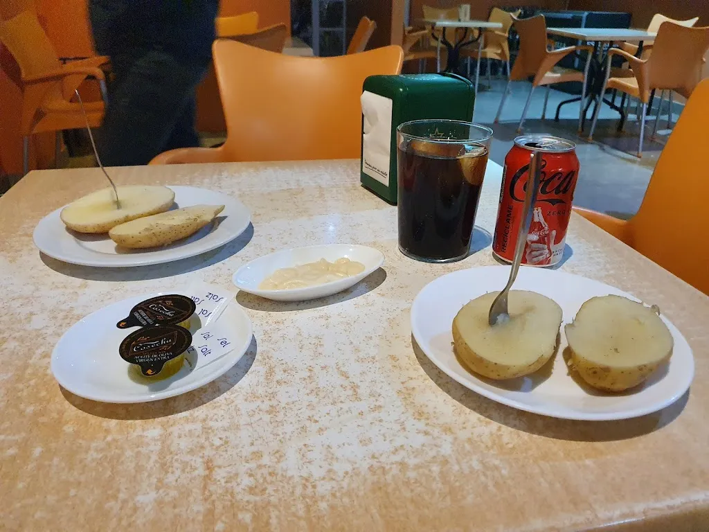 Menu_Bar Amazonas Librilla_Librilla_image_9