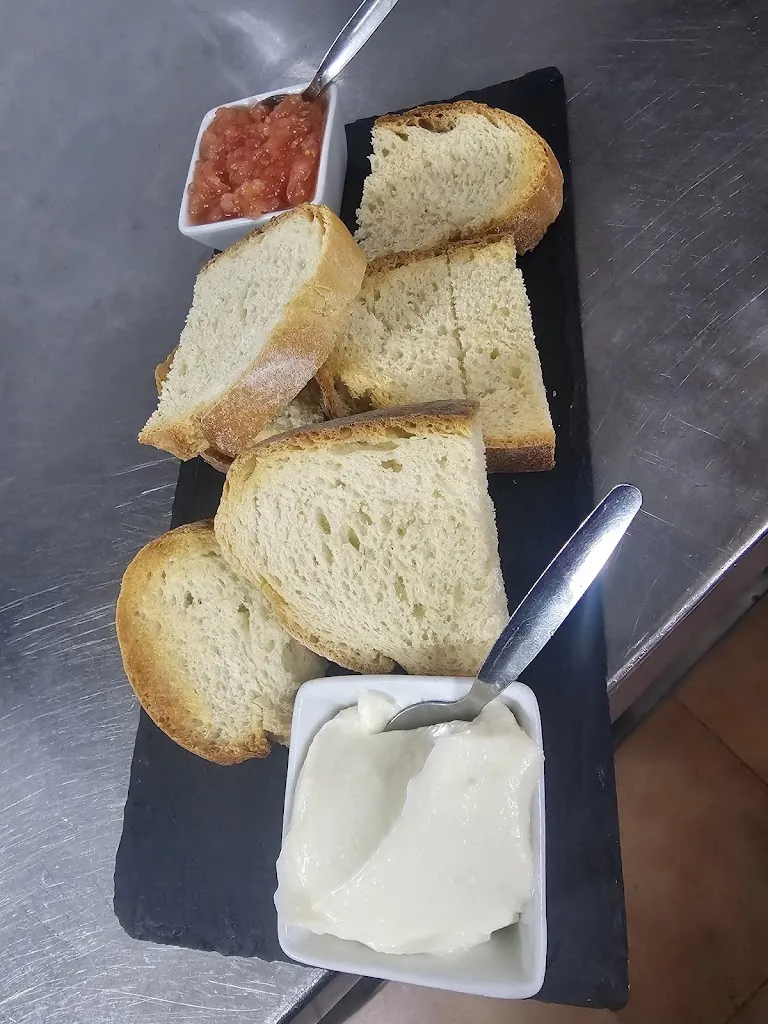 Graciela Chaparro_Bar Restaurante Pito_Librilla_review