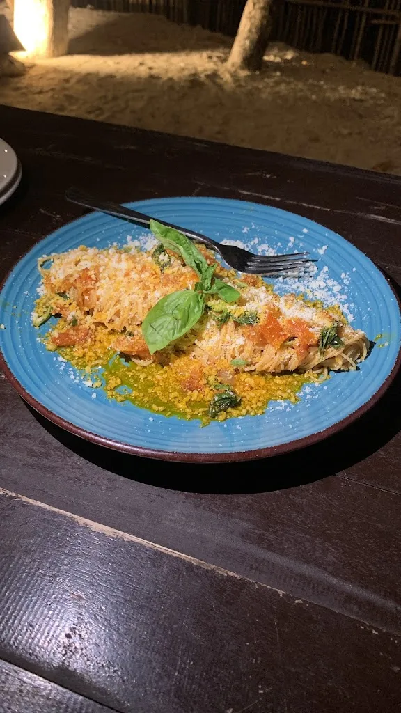 Sandro Gomez_KALMA By The Beach La Union Restaurant Beach Bar & Cafe_La Unión_review