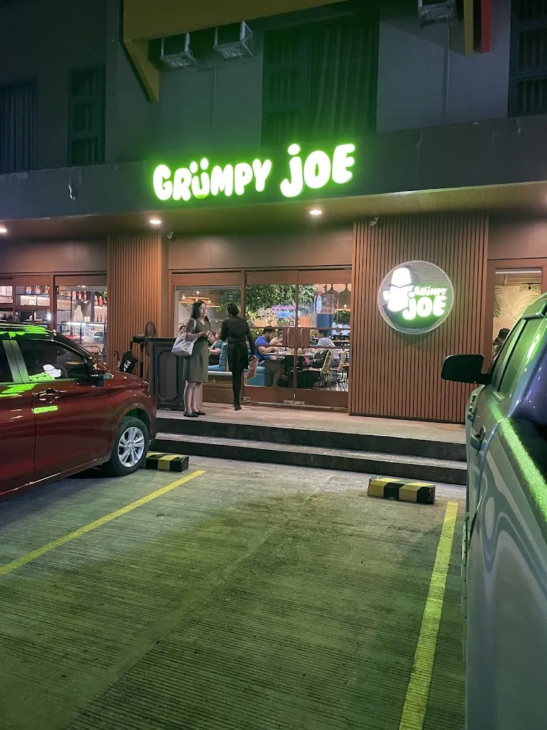 Grumpy Joe La Union restaurant in La Unión