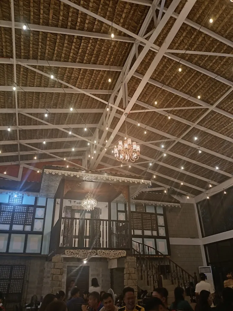 Juliet Saboco_La Famiglia Plaza - Buffet, Ala Carte, Live Music - La Union_La Unión_review