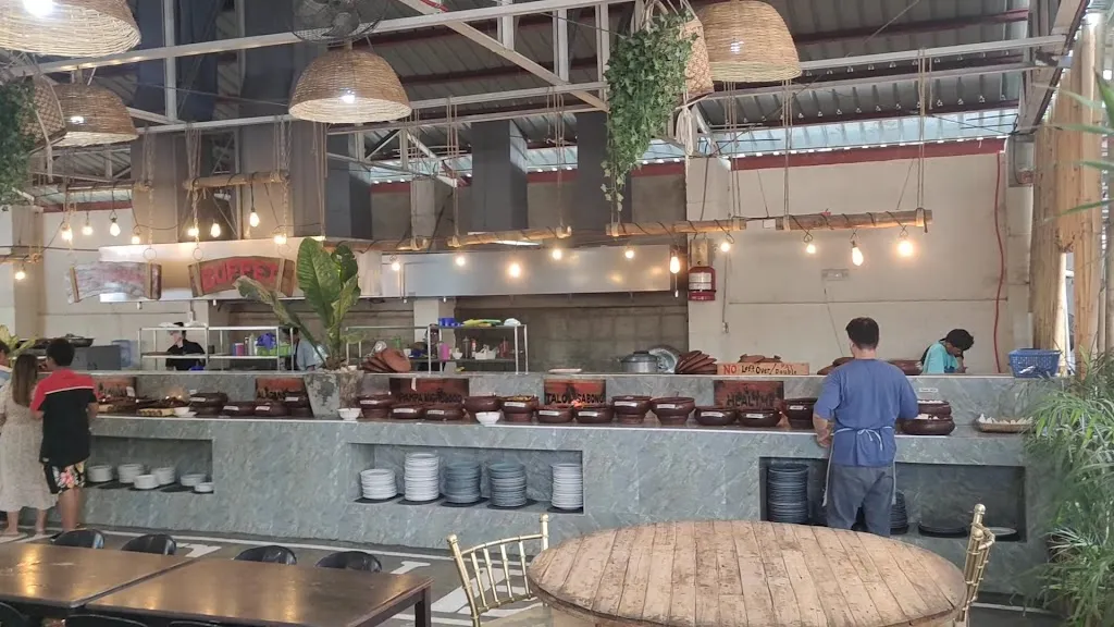 La Famiglia Plaza - Buffet, Ala Carte, Live Music - La Union_La Unión_slider_image_2