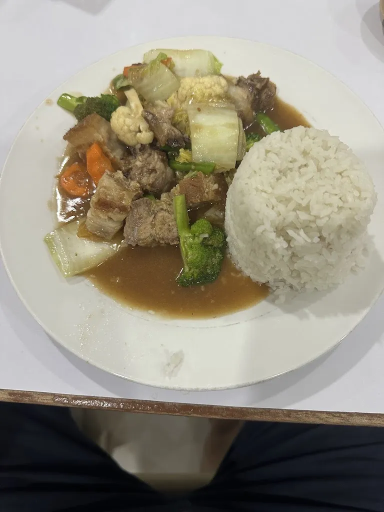 La Union Hillside Food Center restaurant in La Unión