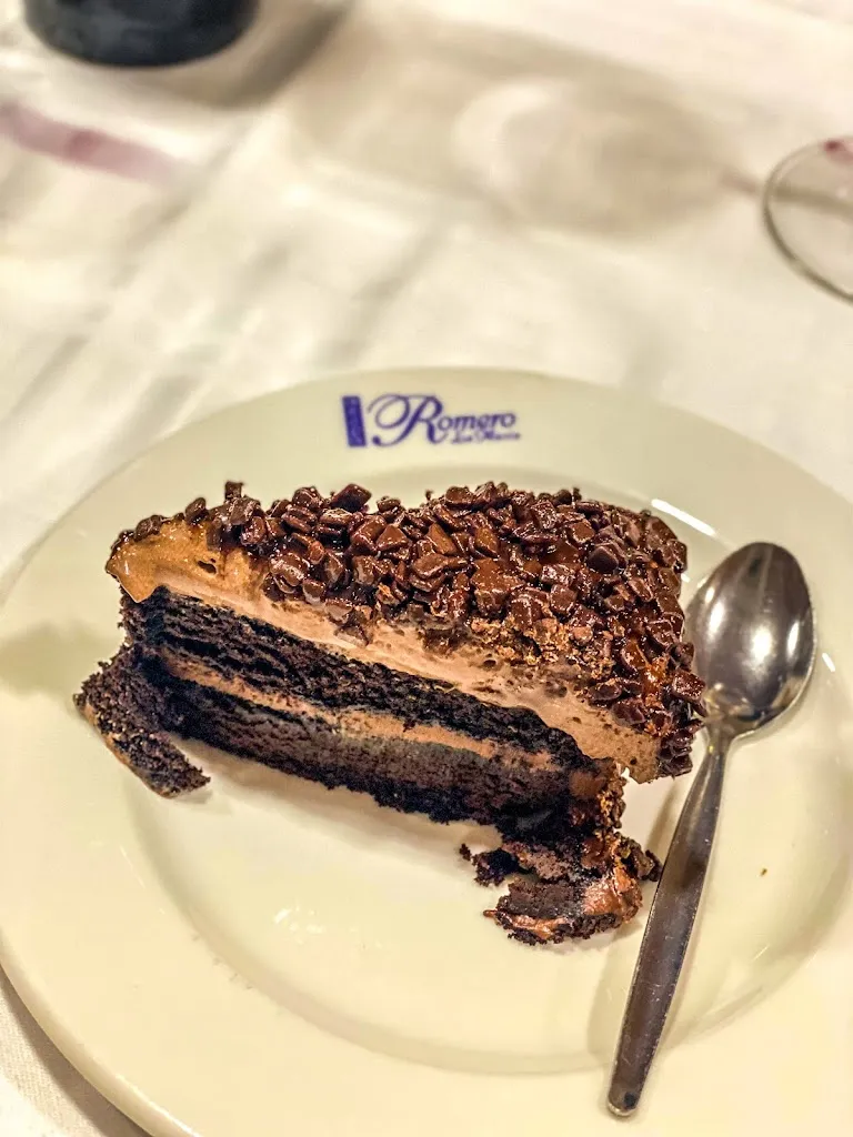 EGEA OPTICOS_Meson Romero La Masia_Las Torres de Cotillas_review