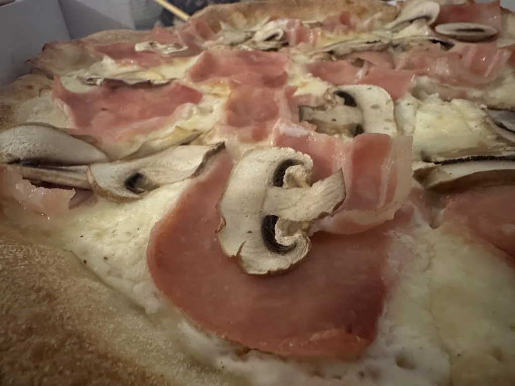 Alicia Rguez_Casa Pizza España_Las Torres de Cotillas_review