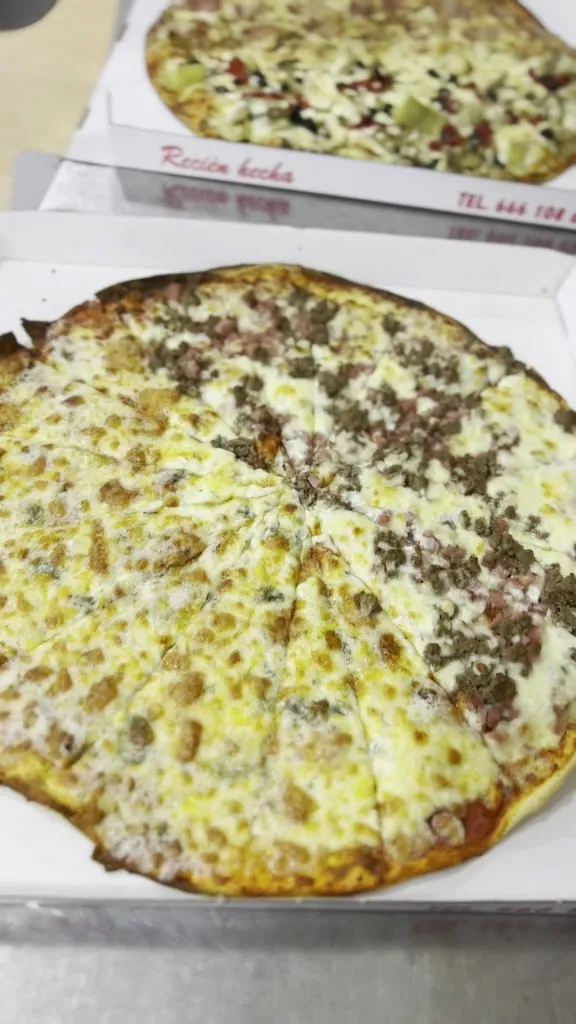 Pizza Cheese Las Torres_Las Torres de Cotillas_slider_image_2