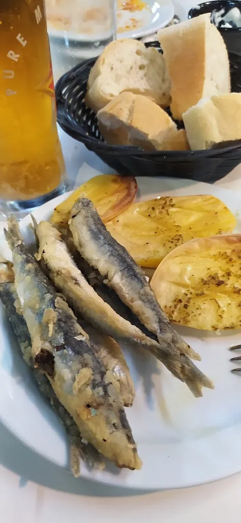 Pablo A. Pérez_Bar la Media Legua Las Torres de Cotillas_Las Torres de Cotillas_review