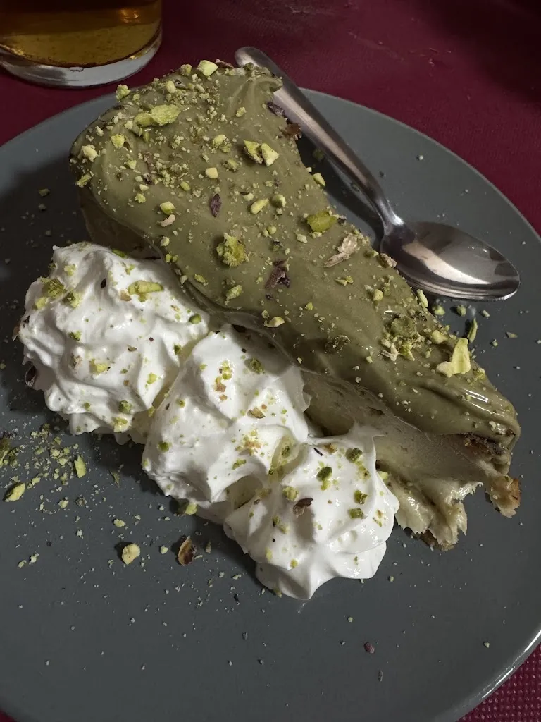 Nayara Morales Minguela_La barra de oksana_Lorquí_review