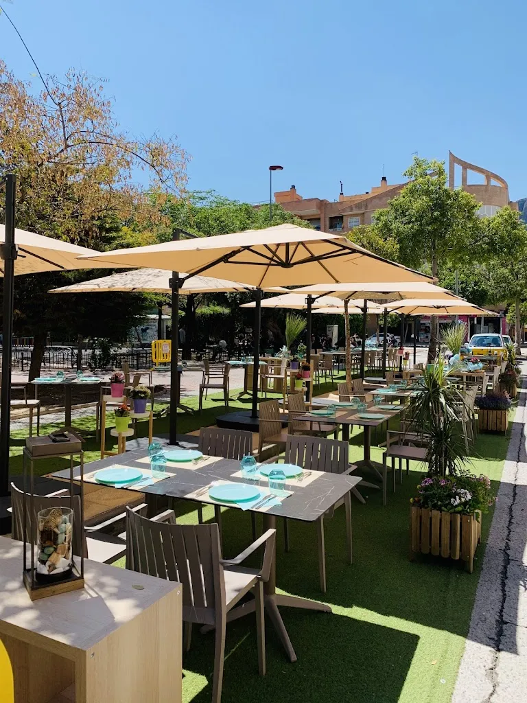 Kiki qwq_Tarradellas Restaurante_Cieza_review