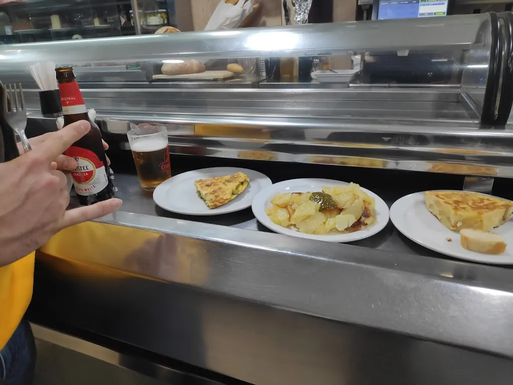 Bar California_Cieza_slider_image_2