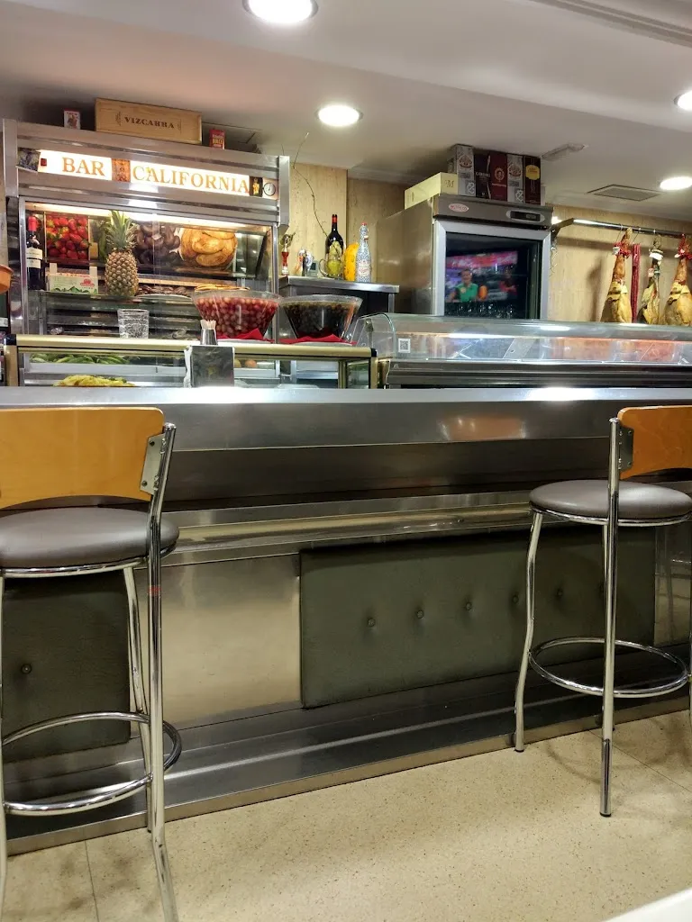 Bar California_Cieza_slider_image_3