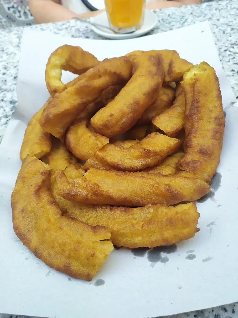 Andres Alonso_Churrería Cafetería El Tallero_Cieza_review