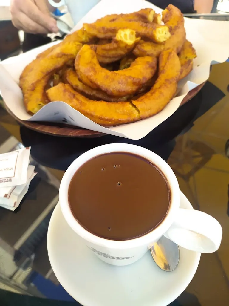 Churrería Cafetería El Tallero_Cieza_slider_image_2