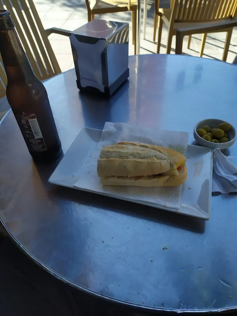 Menu_Cafetería Cervecería Almirante Nelson_Cieza_image_6