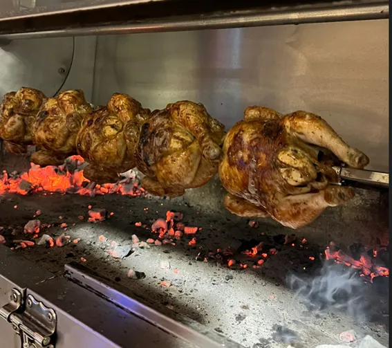 Restaurante Humo Vallecas_San Isidro_slider_image_3