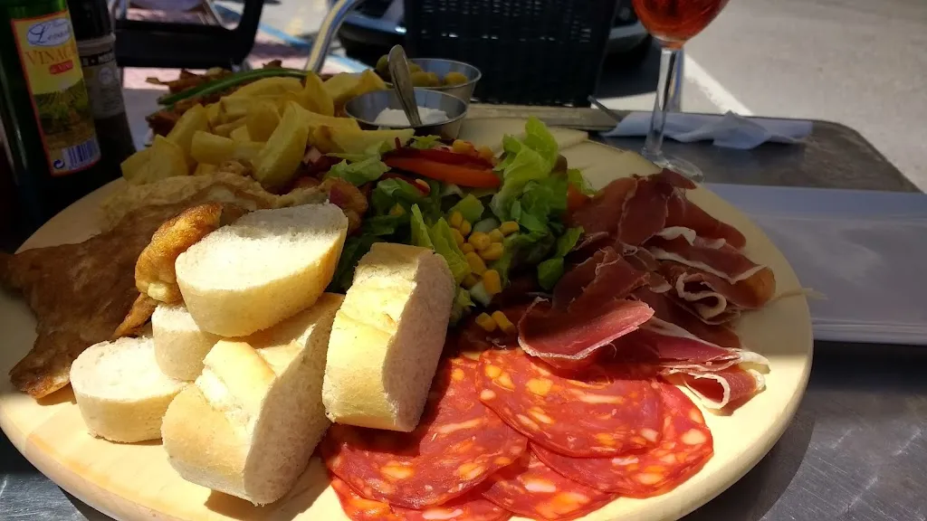 Menu_kiss cafe_Lo Pagán_image_6