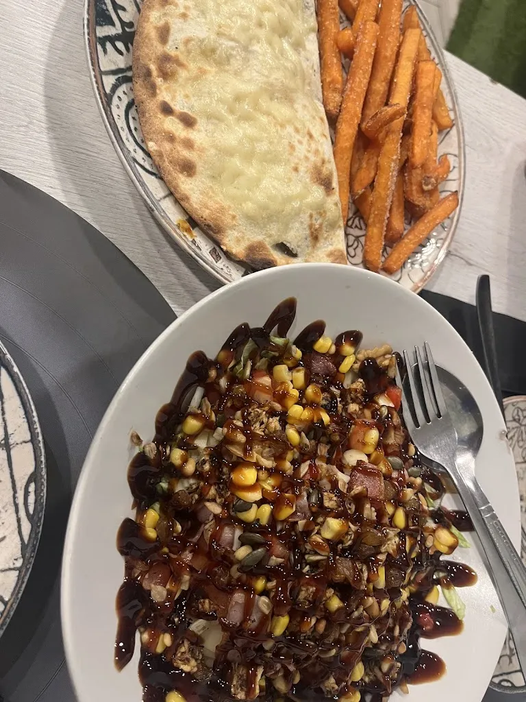 Francisco Manuel Moreno Salmeron_D'Antojo_Lo Pagán_review