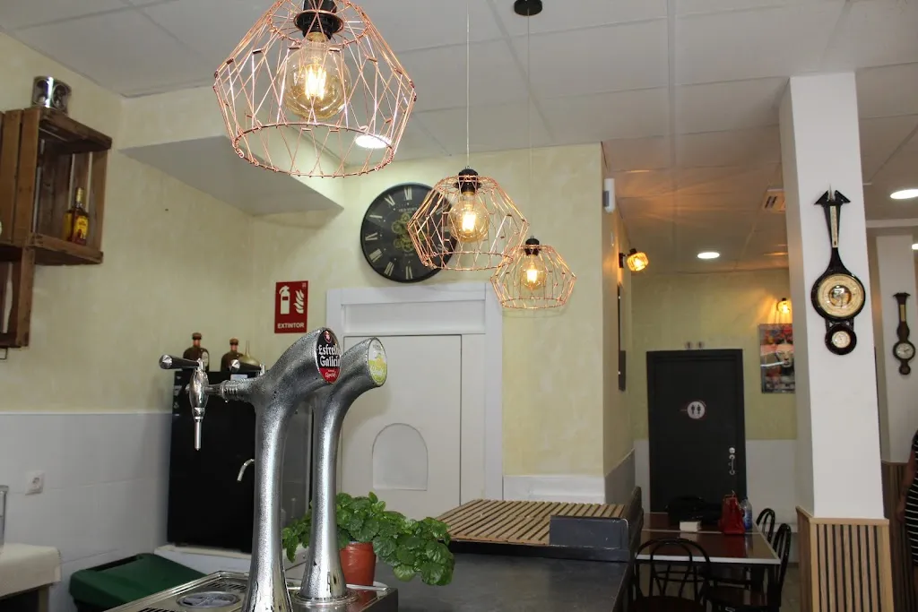 LA FRANQUICIA BAR CAFE_Los Martínez_slider_image_2