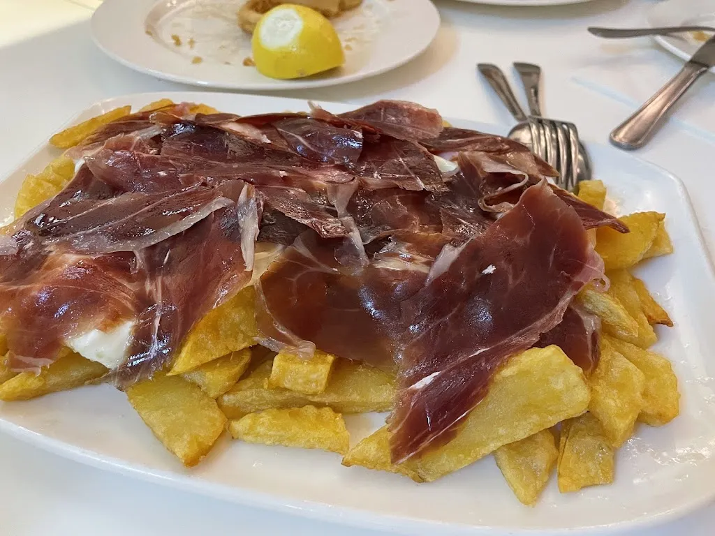 Restaurante La Escalera del 15_Los Martínez_slider_image_3