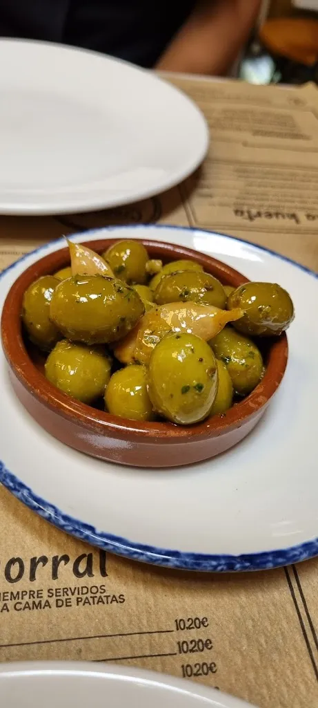 Antonio Molero Gutiérrez_La Martínez_Los Martínez_recensione