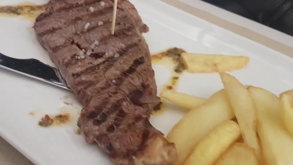 La Martínez_Los Martínez_slider_image_2