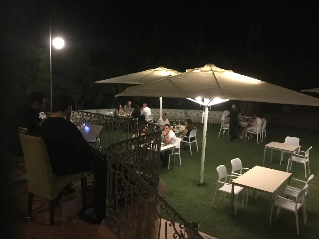 Restaurante Casa Beltrí restaurant in Los Gabatos