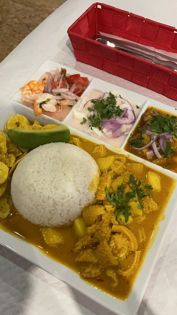 Restaurante Latino Mar y Tierra_Jumilla_slider_image_3