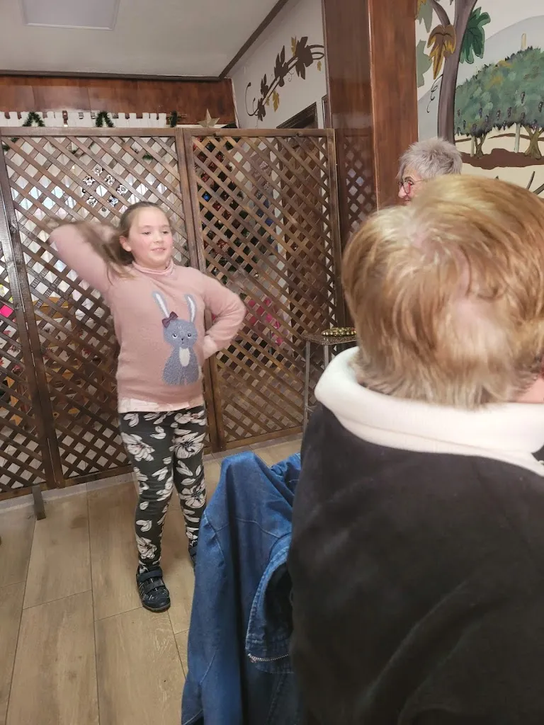 John O'Donnell_Bar restaurante HUELLAS_Redován_recensione