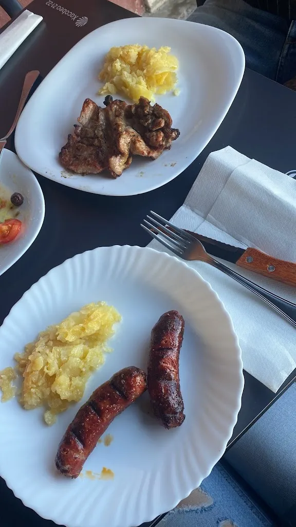 marty m_Bar restaurante Gemina_Jumilla_review