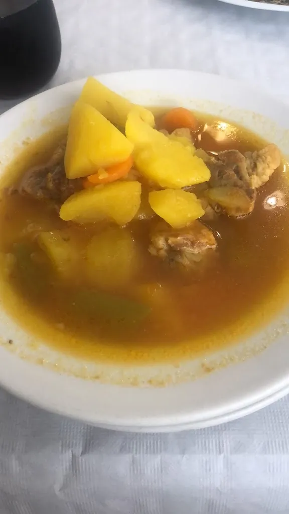 Deb Hinds-Wood_Media Luna_Jumilla_recensione