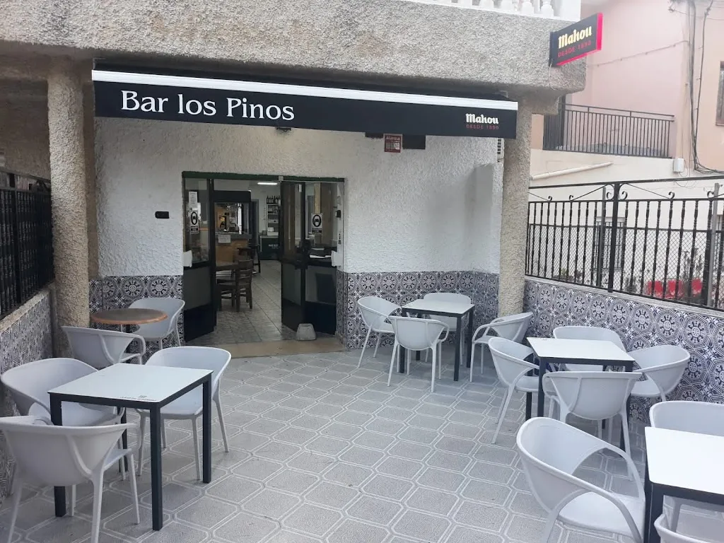 Rick Mead_Bar los Pinos_Ojós_review