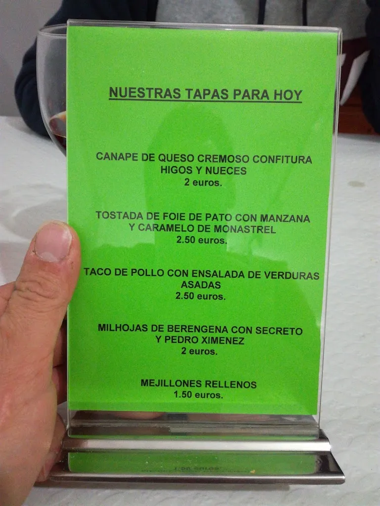 Menu_Restaurante Los Escudos_Pliego_image_2