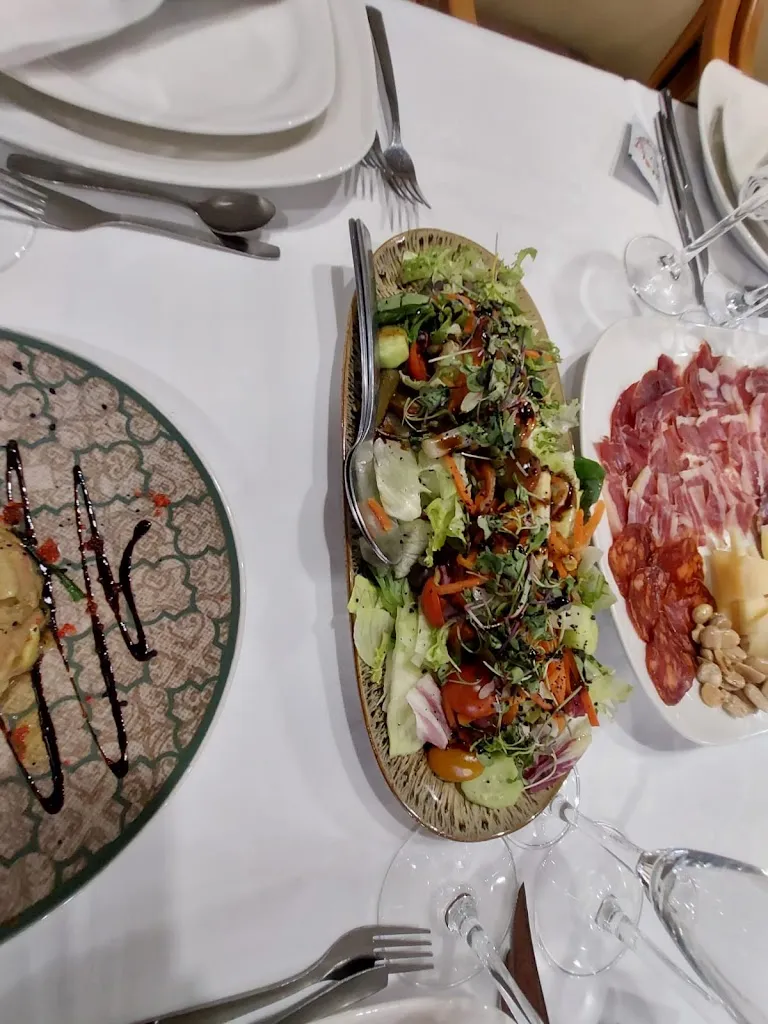 Bar Restaurante Camping La Puerta_Moratalla_slider_image_3