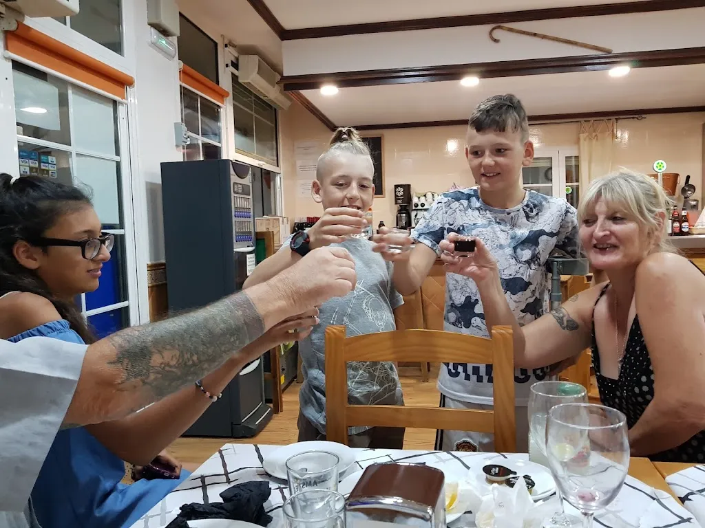 Emma Groom_Casa Manolo_Moratalla_review