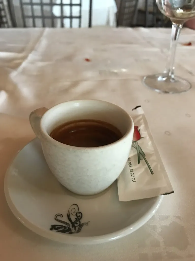 Austin Flood_El Jardín de sus Delicias_San Pedro del Pinatar_review