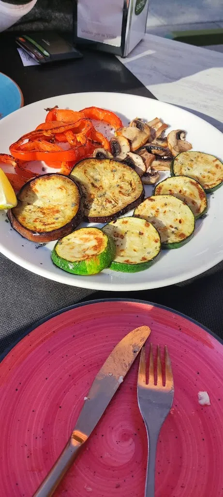 Kevin Obajt_Rockabilly gastrobar_Molina de Segura_review