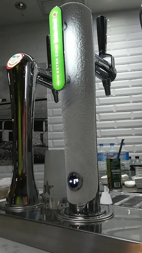 Walter Ortega_La Zeramika_Molina de Segura_review