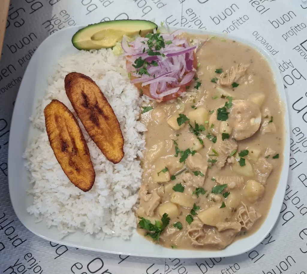 Los sabores en casa Tartas en familia restaurant in Molina de Segura