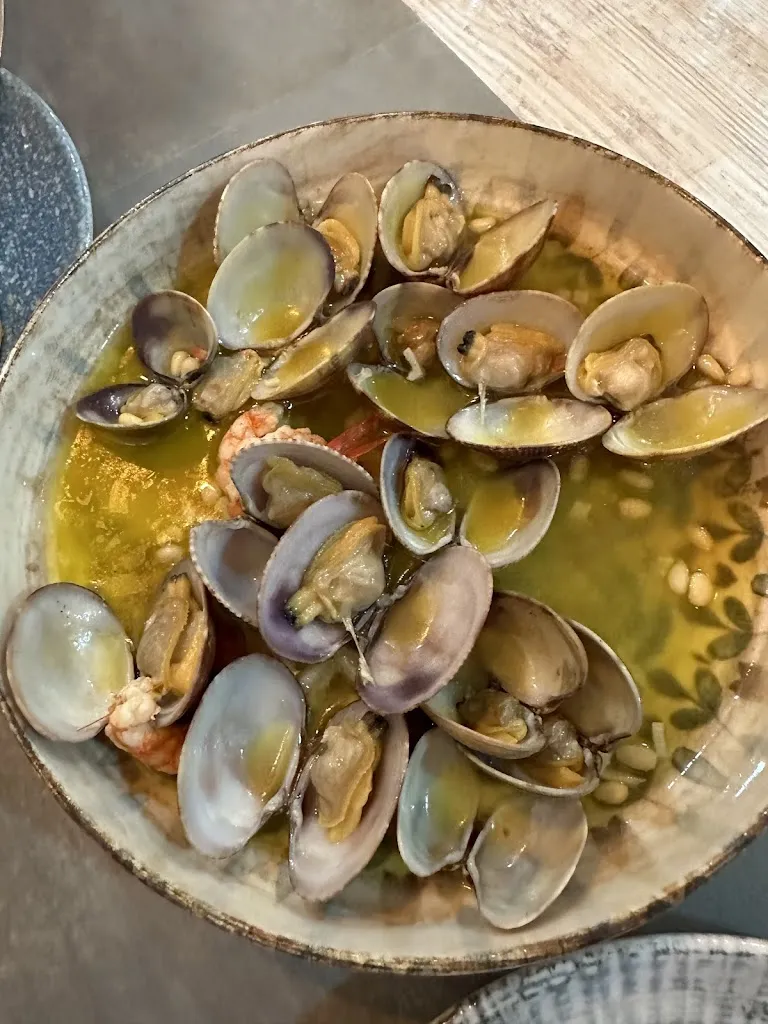 Sofian Hibout_Bar restaurante La Barra del quinto Elemento_Murcia_review