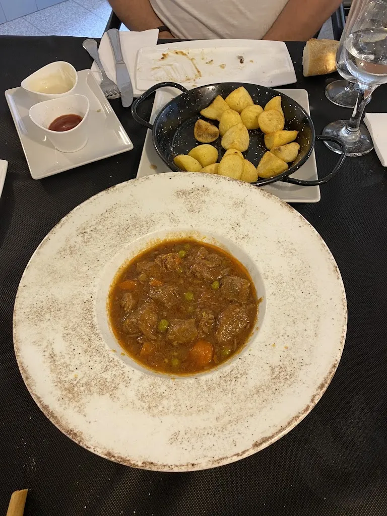Ana Climent Garcia_HOTEL RESTAURANTE SANTOS_Santomera_review
