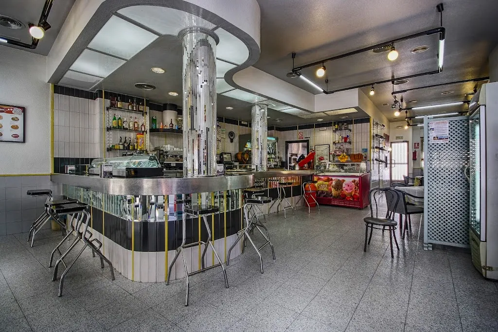 HOTEL RESTAURANTE SANTOS restaurant in Santomera