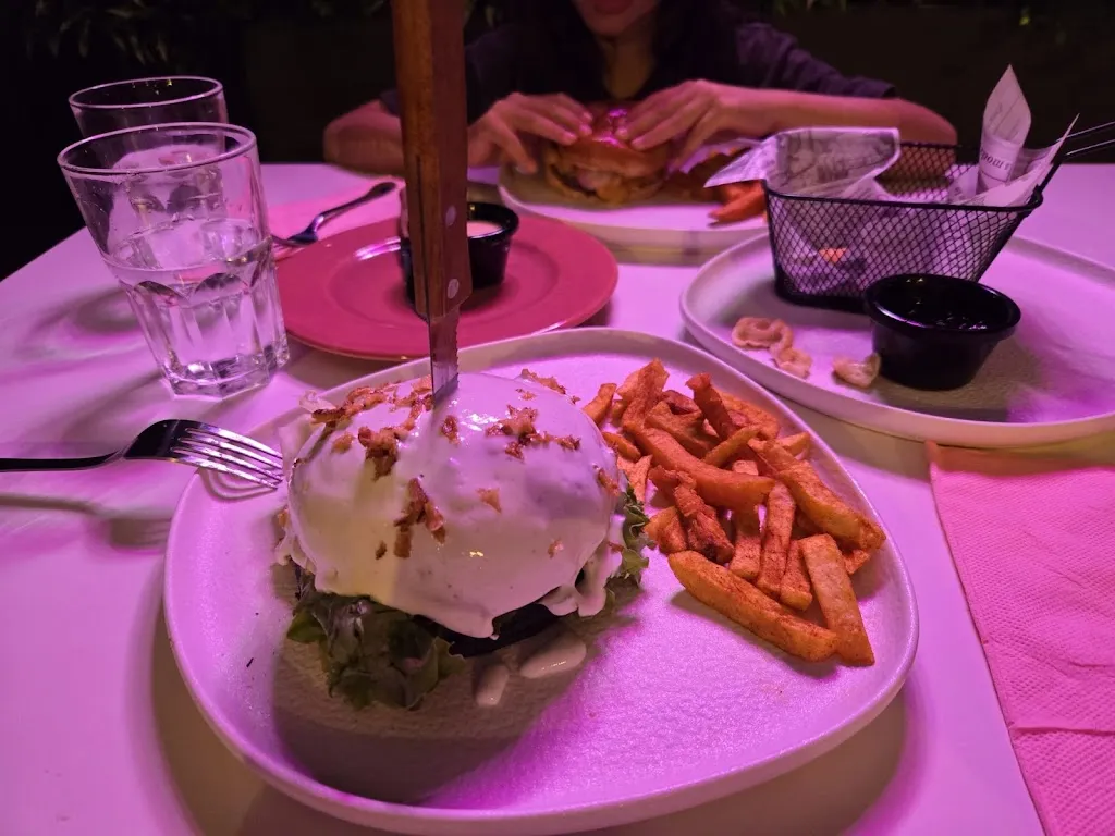 Javier Rincon_Muu Güena Burgers Santomera_Santomera_review