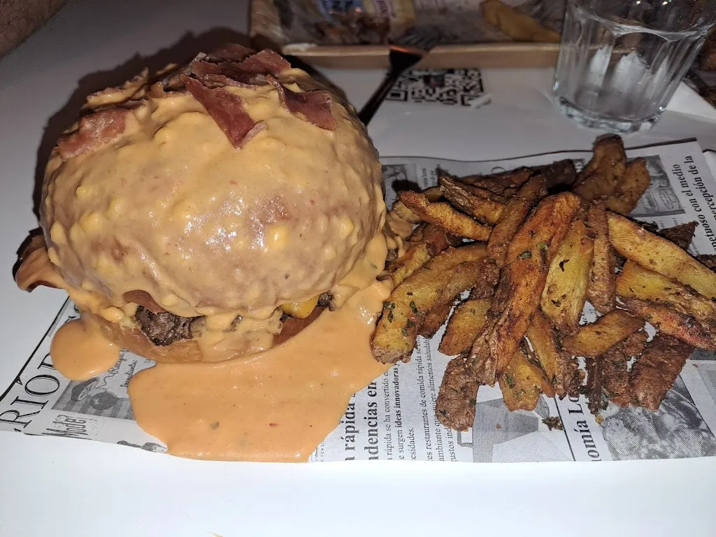 Muu Güena Burgers Santomera_Santomera_slider_image_3